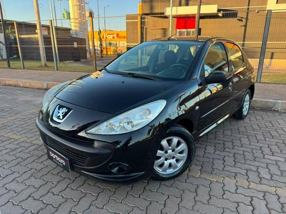 PEUGEOT 207 1.4 XR SPORT 8V FLEX 4P MANUAL PEUGEOT 207 1.4 XR SPORT 8V FLEX 4P MANUAL